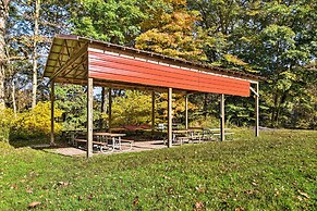 Parsons Semper Fi Cabin w/ Fire Pit!