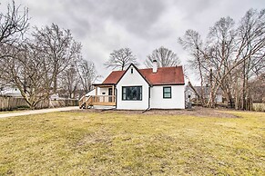 Pet-friendly Uptown Normal Home: Steps to ISU