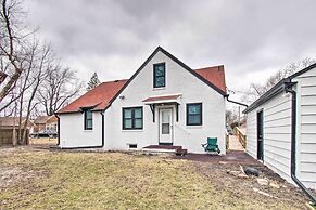 Pet-friendly Uptown Normal Home: Steps to ISU