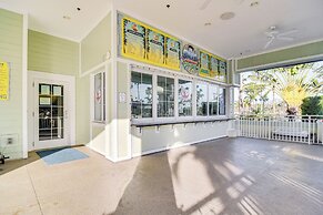 Waterfront Condo w/ Water Park, Walk to the Beach!