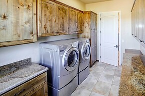 Star Valley Retreat w/ Hot Tub - Near Hiking