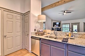 Graford Cabin w/ Rooftop Deck & Lake Views!