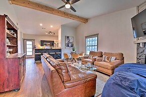 Graford Cabin w/ Rooftop Deck & Lake Views!