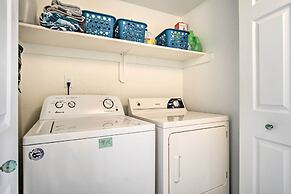 Mountain-view Tucson Condo w/ Outdoor Pools!