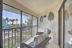 Walk to Bradenton Beach: Gulf-view Home w/ Lanai