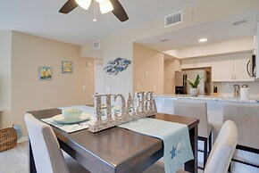 Walk to Bradenton Beach: Gulf-view Home w/ Lanai