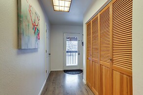 Waterfront Apt, Walk to Town & Coastal Trail!