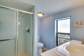 Port Charlotte Vacation Rental: Screened-in Lanai!