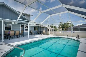 Port Charlotte Vacation Rental: Screened-in Lanai!