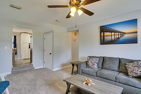 Port Charlotte Vacation Rental: Screened-in Lanai!