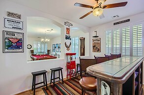 Heated Pool, Gas Grill & Yard: Phoenix Retreat!