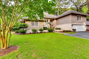 Hilton Head Island Resort Home w/ Fire Pit!