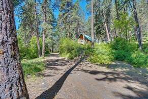 Remote Escape: Peaceful Cabin Near Naches River