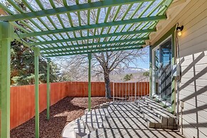 Charming Reno Vacation Rental ~ 3 Mi to Casinos!