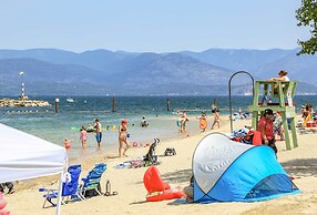 Waterfront Sandpoint Vacation Rental: Lake Access!