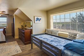 Lamesa Vacation Rental w/ Covered Patio & Fire Pit