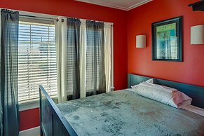 Lamesa Vacation Rental w/ Covered Patio & Fire Pit