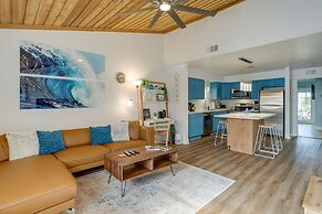 Breezy Cape Canaveral Townhome ~ 1 Mi to Beach!