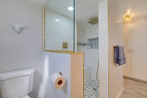 10 Mi to Dtwn Phoenix: Studio w/ Outdoor Kitchen!