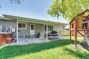 Lovely Twin Falls Home w/ Private Hot Tub!