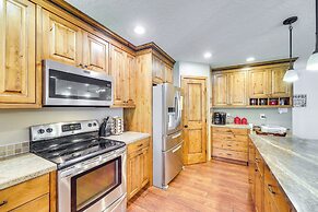 Lovely Twin Falls Home w/ Private Hot Tub!