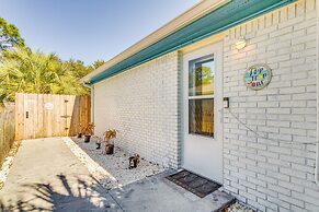 Gulf Breeze Vacation Rental for 2 w/ Pool Access!