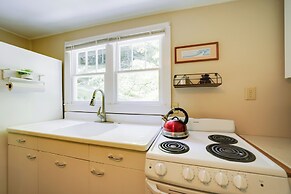 Private Fire Pit & Creek: Bryson City Retreat!