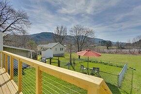 Scenic Home on the Delaware River, Pet-friendly!