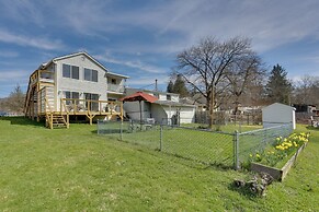 Scenic Home on the Delaware River, Pet-friendly!