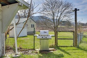 Scenic Home on the Delaware River, Pet-friendly!