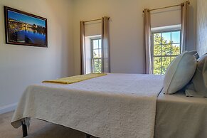 1 Mi to to M&T Bank Stadium: Home w/ Rooftop Patio