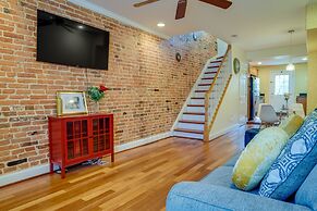 Quaint Baltimore Townhouse ~ 1 Mi to Inner Harbor!