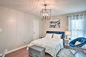 Fayetteville Vacation Rental w/ Sunroom & Yard!