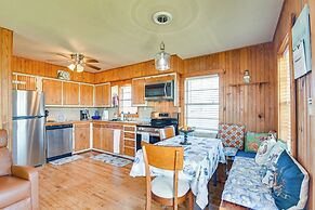 Waterfront Texas Abode w/ Boat Ramp, Pets Welcome