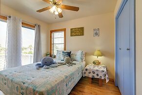 Waterfront Texas Abode w/ Boat Ramp, Pets Welcome