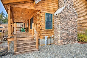 Carroll Log Cabin w/ Deck < 9 Mi to Bretton Woods!