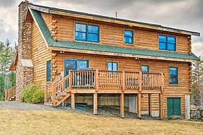 Carroll Log Cabin w/ Deck < 9 Mi to Bretton Woods!