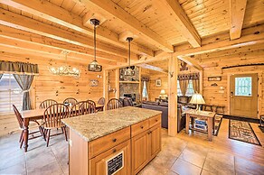 Carroll Log Cabin w/ Deck < 9 Mi to Bretton Woods!