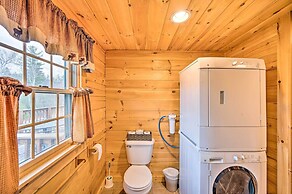 Carroll Log Cabin w/ Deck < 9 Mi to Bretton Woods!