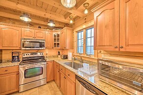 Carroll Log Cabin w/ Deck < 9 Mi to Bretton Woods!