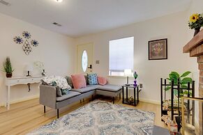 Stunning Gulfport Getaway ~ 1 Mi to the Beach