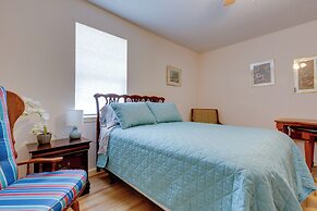 Stunning Gulfport Getaway ~ 1 Mi to the Beach