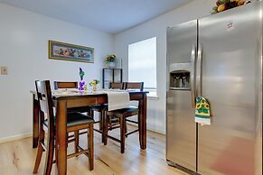 Stunning Gulfport Getaway ~ 1 Mi to the Beach