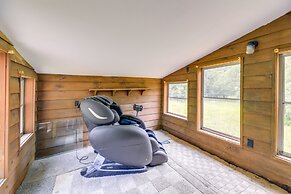 North Carolina Getaway Near Kayaking & Fishing!