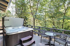 'the Cub House' w/ Hot Tub & Arcade in Arnold!