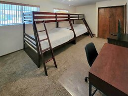 Bullhead City Home < 1/2 Mi to River & Boat Launch