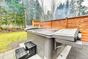 Family-friendly Packwood Retreat w/ Deck!