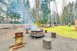 Family-friendly Packwood Retreat w/ Deck!