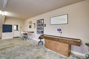 < 5 Mi to Lake Desoto: Grand Hot Springs Home