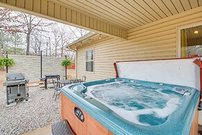 < 5 Mi to Lake Desoto: Grand Hot Springs Home